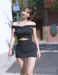 欧美性潮喷XXXXX无码/开当内裤